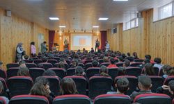 “Asrın Felaketi”nin Yıl Dönümünde Öğrencilere Deprem Eğitimi