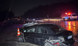 Korkutan Kaza: Otomobil Su Kanalına Düştü