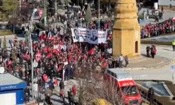 Binlerce Vatandaş Miting Alanına Yürüyor