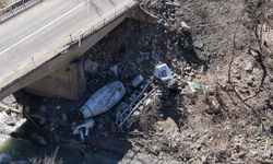 Şok Eden Kaza! Köprüden Uçan Beton Mikseri Paramparça Oldu