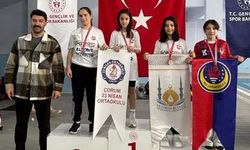 Geleceğin Şampiyonları Kulaçlarını Başarıya Attı