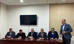 AK Parti Bayat’ta Muhtarı Dinledi