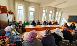 Kadın Çiftçiler Üretimle İlgili Bilgilendirildi