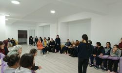 Pansiyonda Kalan Liseli Kızlar Yöneticilerle İftarda Buluştu