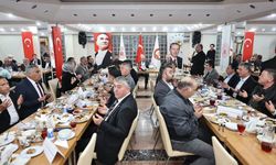 Vali Çalgan İl Genel Meclisi Üyeleri Ve Muhtarlarla İftarda Buluştu