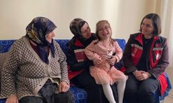 Yalnız Yaşayan Güngörmüşlerin Yüzünü Minikler Güldürdü