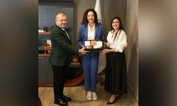 Dünya Güzelimiz Azra Akın Çorum’a Geldi