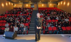 Çorum'da Dijital Bağımlılık Ve Dijital Detoks Konulu Program Düzenlendi