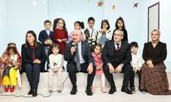 Vali Çalgan, Tekne Orucu Etkinliğinde Miniklere Hediyeler Verdi