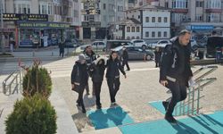 92 Yıl Ceza Alan Suç Makinesi Kadını Kaynanasının Kapısı Koruyamadı