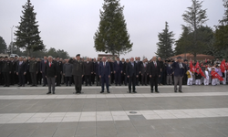 Kahramanlık Destanı Çanakkale Zaferi Şehitlikte Törenle Kutlandı