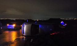 Polis Aracı İle Otomobil Çarpıştı: 1’i Polis 3 Yaralı