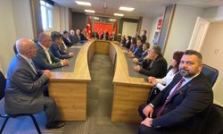 CHP’liler, Baba Ocağında Bayramlaştı: “Seçim Sandığını Derhal Getirin”