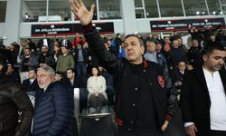 Dere: “Pes Etmek Yok, Vazgeçmek Yok!”