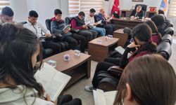 Oğuzlar Belediye Başkanı Cebeci, Öğrencilerle Kitap Okudu
