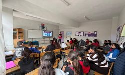 Öğrencilere Akran Ve Siber Zorbalık Eğitimi