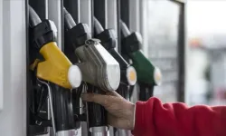 Akaryakıtta Büyük İndirim! Düşüş Pompaya Yansıdı