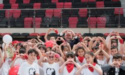 Başkan Aşgın: “23 Nisan, Milli Egemenliğin İlan Edildiği Tarihi Bir Dönüm Noktasıdır”