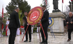 CHP İl Örgütü Atatürk Anıtı’nda: “Halkın İradesi Esastır”