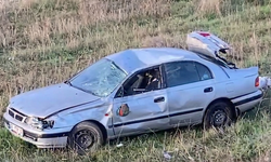 Kontrolden Çıkan Otomobil Tarlaya Uçtu: 1 Yaralı