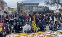 Çorum’da Öğretmenlerden Oturma Eylemi: “Eğitimde Şiddete Hayır”