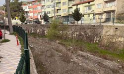 İskilip’te Taşkın Riskine Karşı Önlem: Akçay’da Temizlik Çalışması Başladı