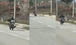 Motosikletini Üzerine Yatarak Sürdü