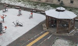 Nisan’da Kış Geri Döndü! Yüksek Kesimler Beyaza Büründü