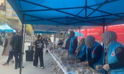 “2 İnsan 1 Hayat” Hayır Çarşısına Yoğun İlgi