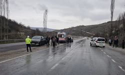 Kavşakta Feci Çarpışma: Biri Çocuk 2 Yaralı!