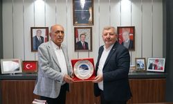 40 Yıllık Müdür Emekli Oldu