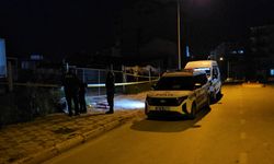 Cadde Ortasında Bıçaklı Dehşet! 18 Yaşındaki Genç Yaralandı