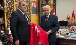 Devlet Bahçeli’den Çorum FK’ya Tebrik!