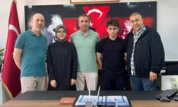 Bilimle Parlayan Zihinler, Maneviyatla Taçlandı: Ömer Derindere Fen Lisesi’nden Türkiye Derecesi