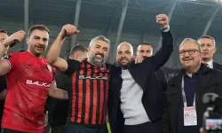 Futbolculara Son Mesajı Savaş Balçık Vermiş! Süper Lig Öncesi Soyunma Odasında Neler Yaşandı?