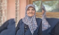 104 Yaşındaki Ayşe Yalvaçer Vefat Etti