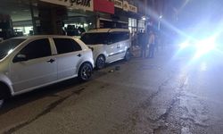Park Halindeki Araca Çarpıp Kaçtı! Polis Peşine Düştü