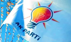 AK Parti'de Şok İstifa! Kadın Kolları Başkanı ve Yönetimi Görevi Bıraktı