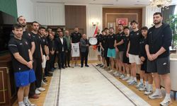 Çorum Belediyesi Basketbol Takımından Başkan Aşgın’a Ziyaret