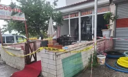 Çorumlu Seyyar Satıcı Dehşet Saçtı: 2 Kişiyi Yaralayıp Canına Kıydı