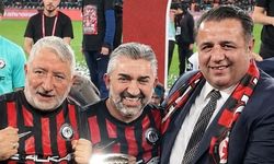 Milletvekili Kaya: “Savaş Balçık’a Fahri Hemşehrilik Yakışır”