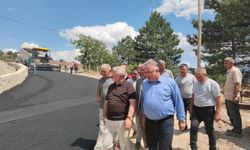 Çorum Belediyesinden Oğuzlar'a Bin Ton Asfalt Desteği