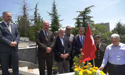 15 Temmuz Şehitleri Kabirleri Başında Dualarla Anıldı