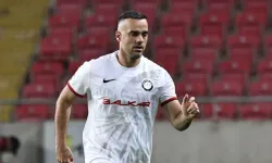 Kampın Ardından Ayrılıyor