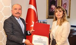 Prof. Dr. Nurcan Baykam Veda Ediyor