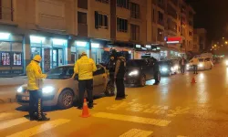Çorum Polisinden Aranan Şahıslara Operasyon! 17 Kişi Yakalandı