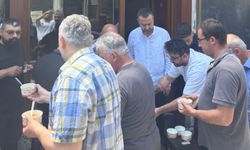 Arasta Esnafına Aşure İkramı
