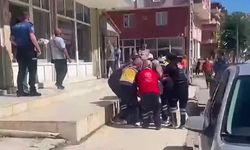 Kıraathanede Bıçaklı Kavga