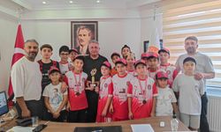 Geleceğin Şampiyonlarından Belediye’ye Ziyaret