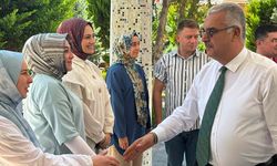 “Halk İçin Durmadan Yorulmadan Çalışıyoruz”
